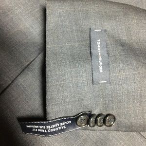 Tommy Hilfiger Suit
